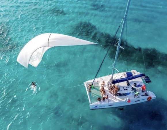 Catamaran Isla Mujeres